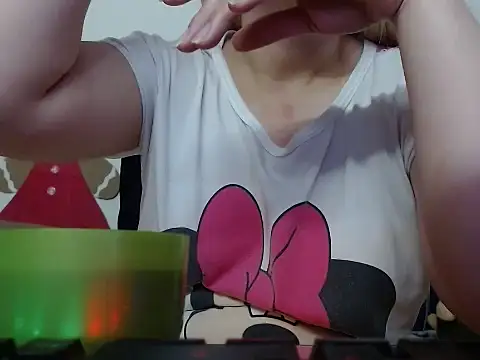 69liamilk69 online show from 24, 10, 2025