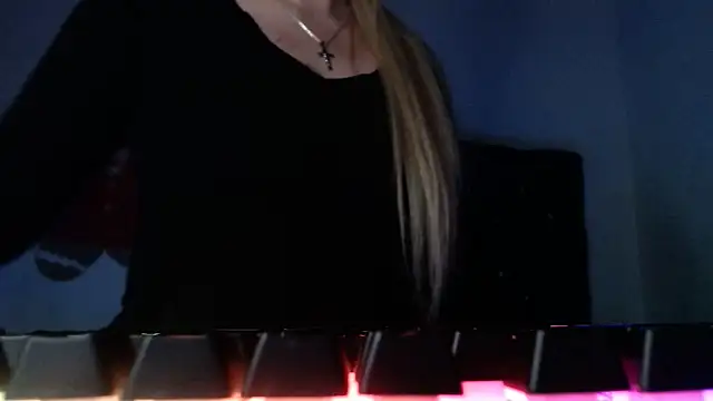 69liamilk69 online show from 7, 1, 2026