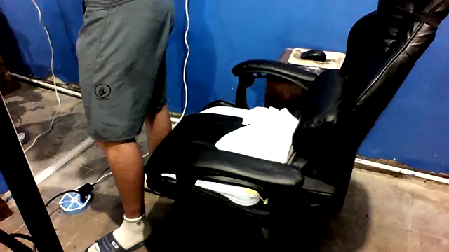 ElmaCannon online show from 3, 2, 2025