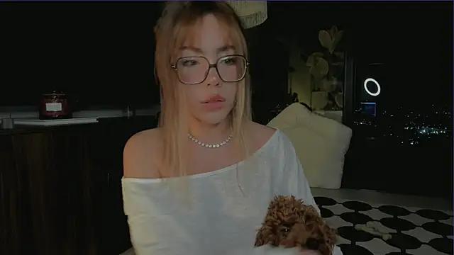 Elitaaa online show from 5, 3, 2026