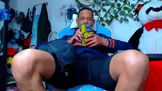 black latin23cm online show from 9, 3, 2026