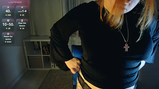 Snapshot of bitchofsun_ chatting on 29, 11, 2025 bitchofsun online show from 29, 11, 2025