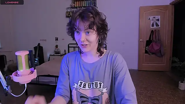 Snapshot of cyber_whore_ chatting on 29, 9, 2025 cyber whore online show from 29, 9, 2025