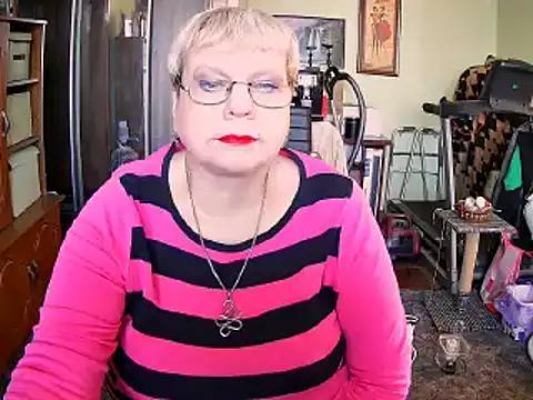 LOLA8888 online show from 23, 10, 2025