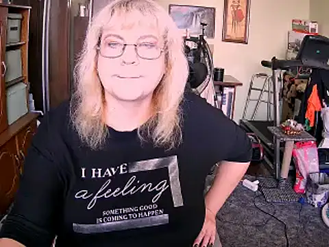 Snapshot of LOLA8888 chatting on 19, 9, 2025 LOLA8888 online show from 19, 9, 2025