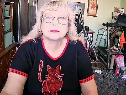 Snapshot of LOLA8888 chatting on 25, 9, 2025 LOLA8888 online show from 25, 9, 2025