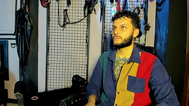 Snapshot of Twisted_Fantasy chatting on 11, 1, 2026 Twisted Fantasy online show from 11, 1, 2026