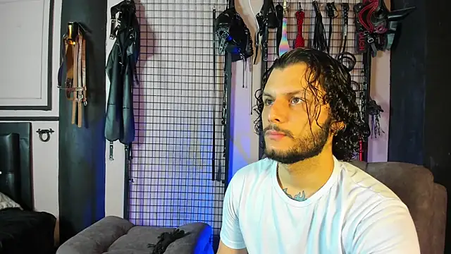 Twisted Fantasy online show from 12, 2, 2025