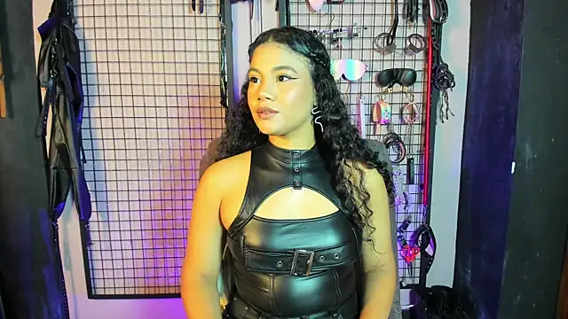 Twisted Fantasy online show from 16, 2, 2025