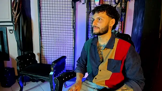 Snapshot of Twisted_Fantasy chatting on 25, 2, 2026 Twisted Fantasy online show from 25, 2, 2026