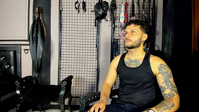 Snapshot of Twisted_Fantasy chatting on 10, 2, 2026 Twisted Fantasy online show from 10, 2, 2026