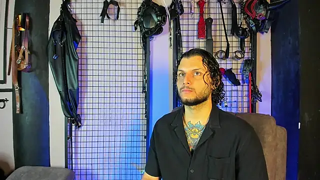 Twisted Fantasy online show from 6, 3, 2025