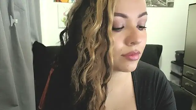 joan-star online show from 10, 4, 2026