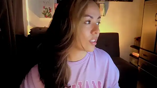 joan-star online show from 11, 2, 2026