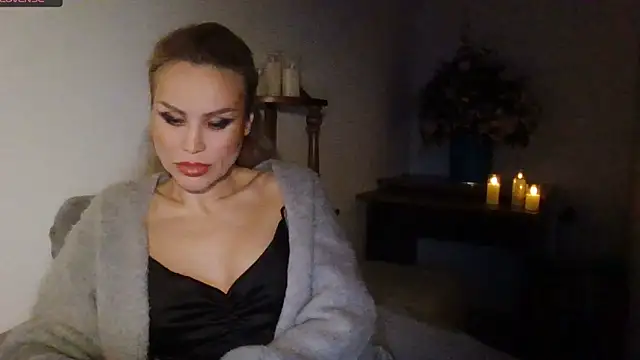 Radmila Queen  online show from 3, 12, 2024