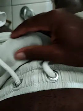 Snapshot of Mozen_13 chatting on 13, 3, 2026 Mozen 13 online show from 13, 3, 2026