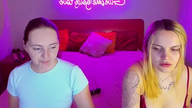 Snapshot of MagicEyess chatting on 6, 3, 2025 MagicEyess online show from 6, 3, 2025
