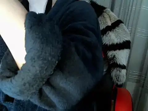 LINDA-SWEET-51 online show from 18, 11, 2025