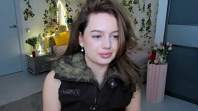 MiracleCurly online show from 11, 2, 2026