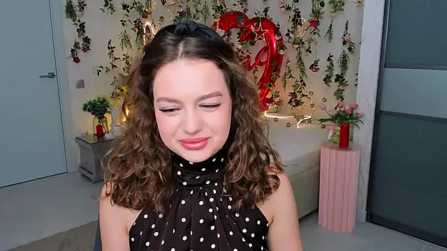 MiracleCurly online show from 22, 2, 2026