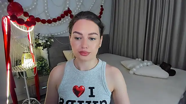 Snapshot of MiracleCurly chatting on 19, 5, 2026 MiracleCurly online show from 19, 5, 2026
