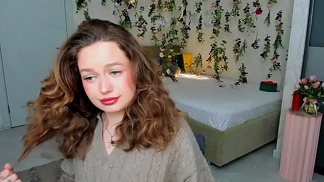 MiracleCurly online show from 9, 4, 2026