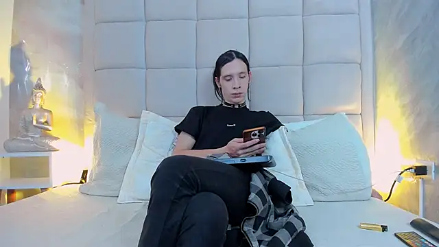 Hecatee 77 online show from 22, 10, 2025