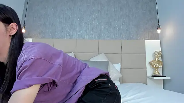 Hecatee 77 online show from 9, 3, 2026