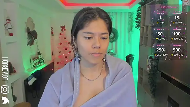 loverubii online show from 5, 12, 2025