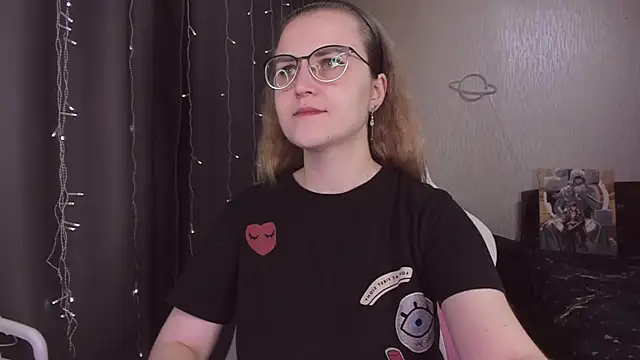 MissBrightShine online show from 14, 12, 2025