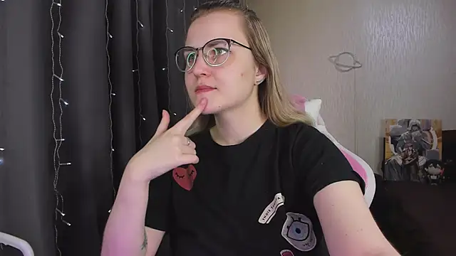 MissBrightShine online show from 4, 4, 2026