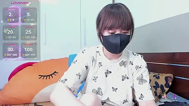 alonelove   online show from 13, 9, 2025