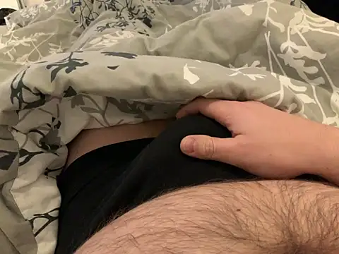 Snapshot of Benni81nrw chatting on 2, 2, 2026 Benni81nrw online show from 2, 2, 2026