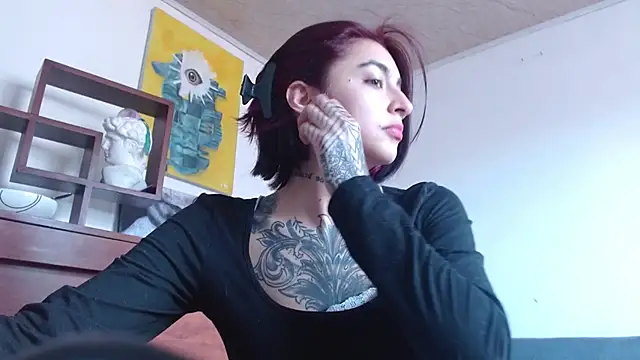 ZoeBakers  online show from 12, 9, 2025