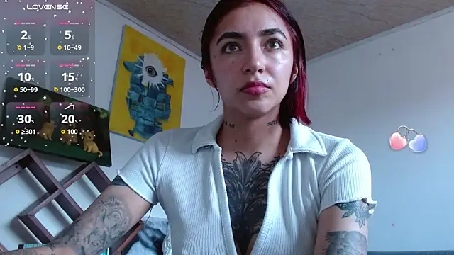 ZoeBakers  online show from 11, 11, 2025