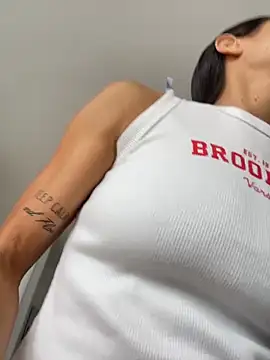 dominantandsubmissiveshow online show from 18, 3, 2026