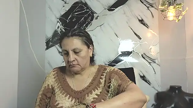 merlyna goldens online show from 12, 10, 2025