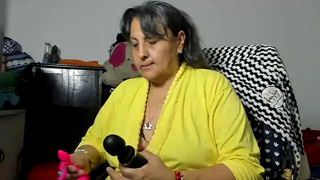 merlyna goldens online show from 31, 5, 2026