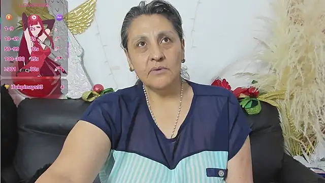 Snapshot of merlyna_goldens chatting on 13, 1, 2026 merlyna goldens online show from 13, 1, 2026