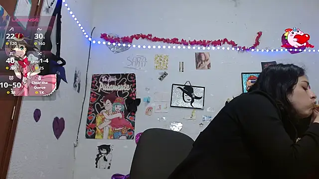 Saray extrovert  online show from 8, 10, 2025