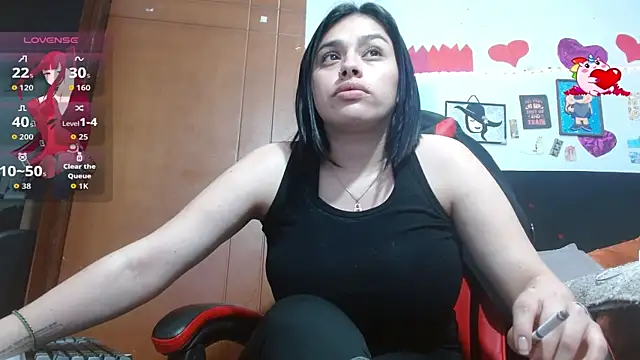 Saray extrovert  online show from 20, 12, 2025