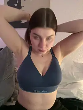 EllyNora online show from 3, 2, 2026