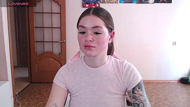 miaacatt online show from 31, 3, 2026