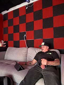 PeterGrandee online show from 19, 2, 2025