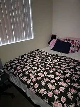 PeterGrandee online show from 11, 11, 2025