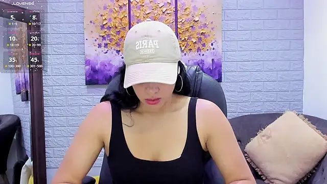 Paula Desousa online show from 24, 10, 2025