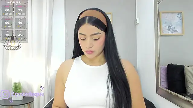 Paula Desousa online show from 12, 2, 2026