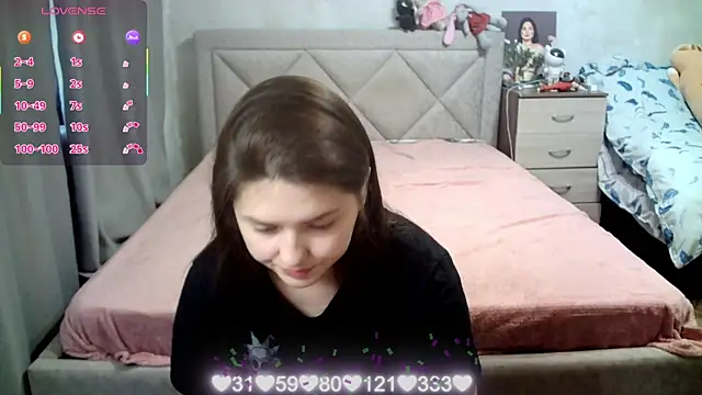 Snapshot of juliettkalen chatting on 11, 5, 2026 juliettkalen online show from 11, 5, 2026