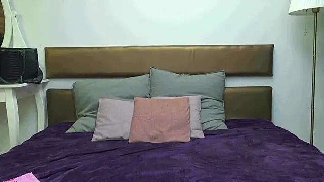 Snapshot of MissYvie chatting on 21, 6, 2026 MissYvie online show from 21, 6, 2026