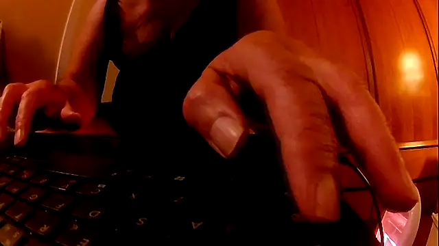 Snapshot of daniela44 chatting on 15, 11, 2025 daniela44 online show from 15, 11, 2025